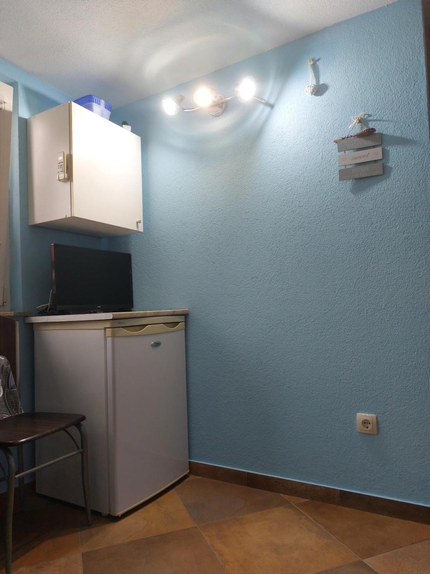 Apartmani Damir Kazija Пакоштане Екстер'єр фото